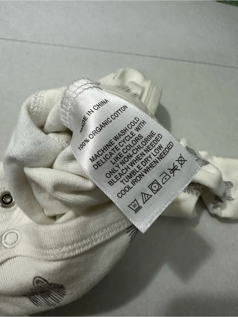 QUINCE Bundle of 2 100% Organic Cotton Kimono Baby Bodysuits 3-6M